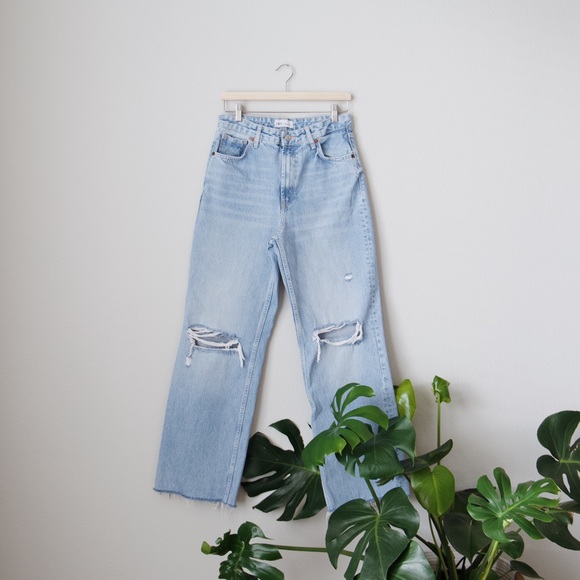 Zara Denim - Zara High Waisted Wide Leg Jeans, size 8